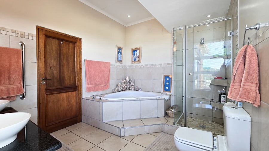 4 Bedroom Property for Sale in Glen Navar Eastern Cape